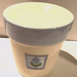 Wax accessories Ceramic Wax Tart Warmer , Blue Flower Pot Design 5" tall-